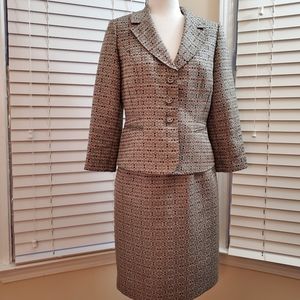 Isabel and Nina Textured Skirt Suit Size 6